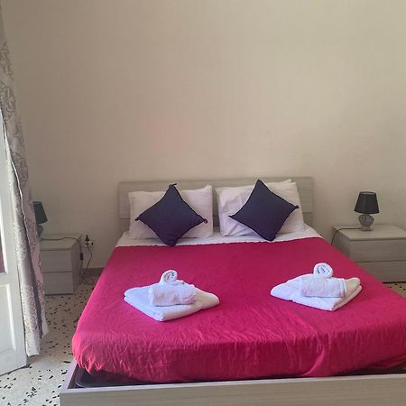 Serradifalco Cozy House Di Enza E Luigi ปาแลร์โม ภายนอก รูปภาพ