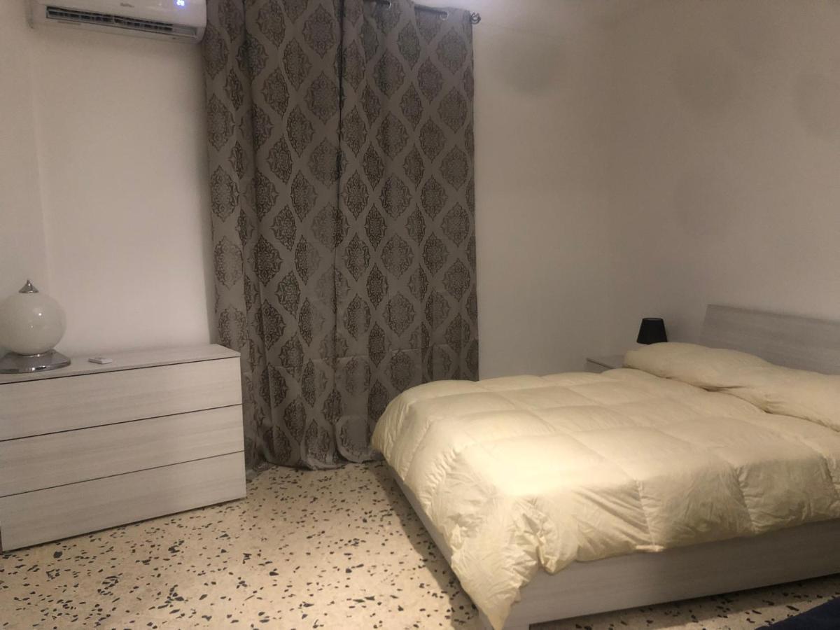 Serradifalco Cozy House Di Enza E Luigi ปาแลร์โม ภายนอก รูปภาพ