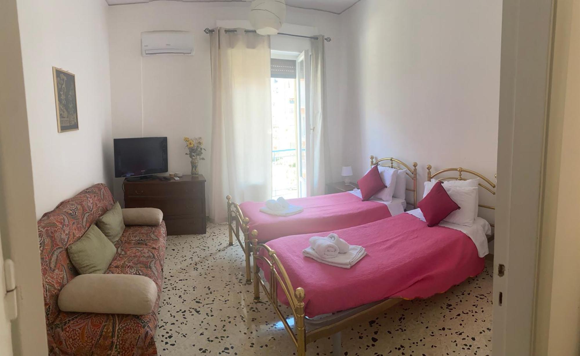 Serradifalco Cozy House Di Enza E Luigi ปาแลร์โม ภายนอก รูปภาพ