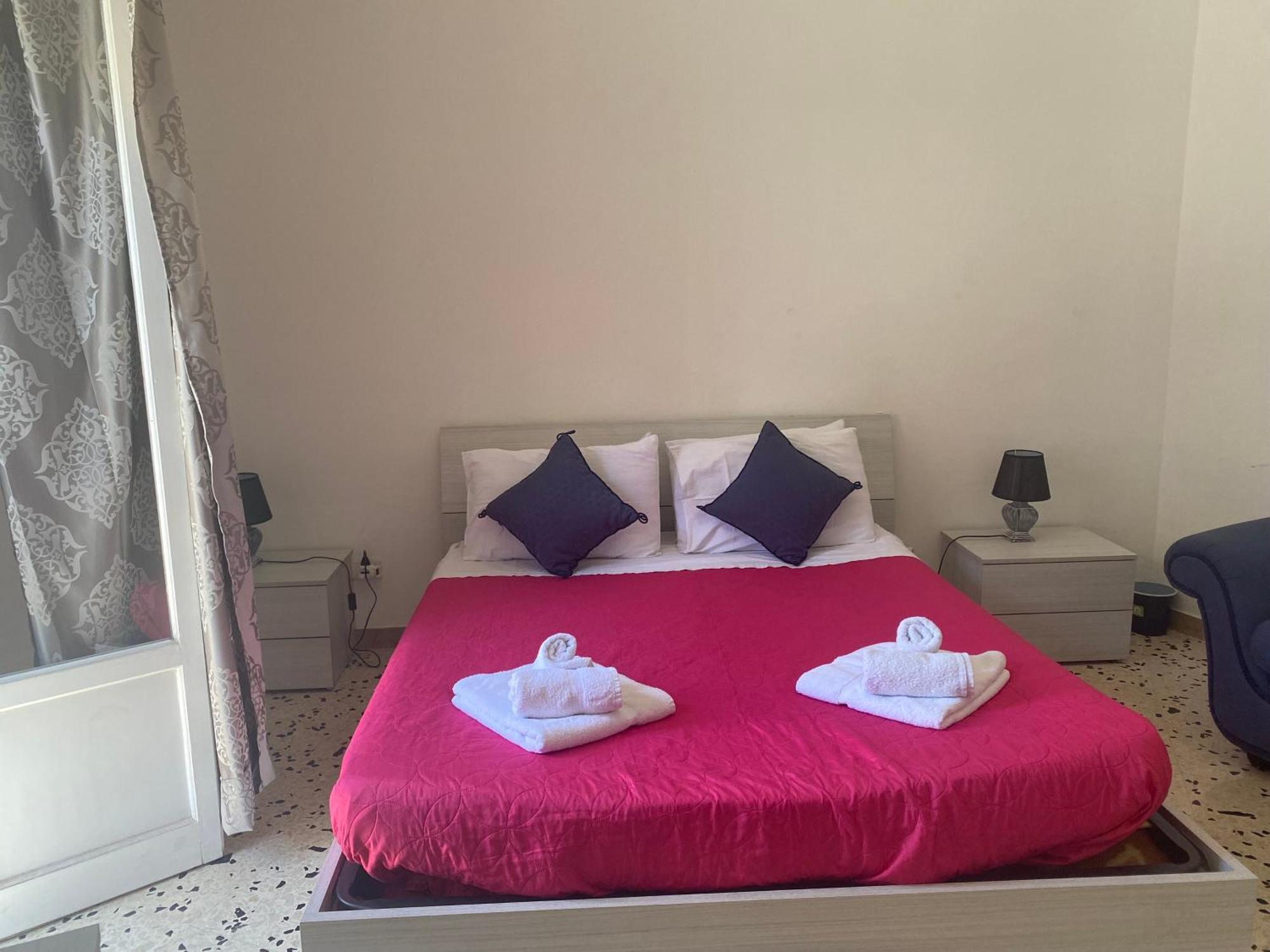 Serradifalco Cozy House Di Enza E Luigi ปาแลร์โม ภายนอก รูปภาพ