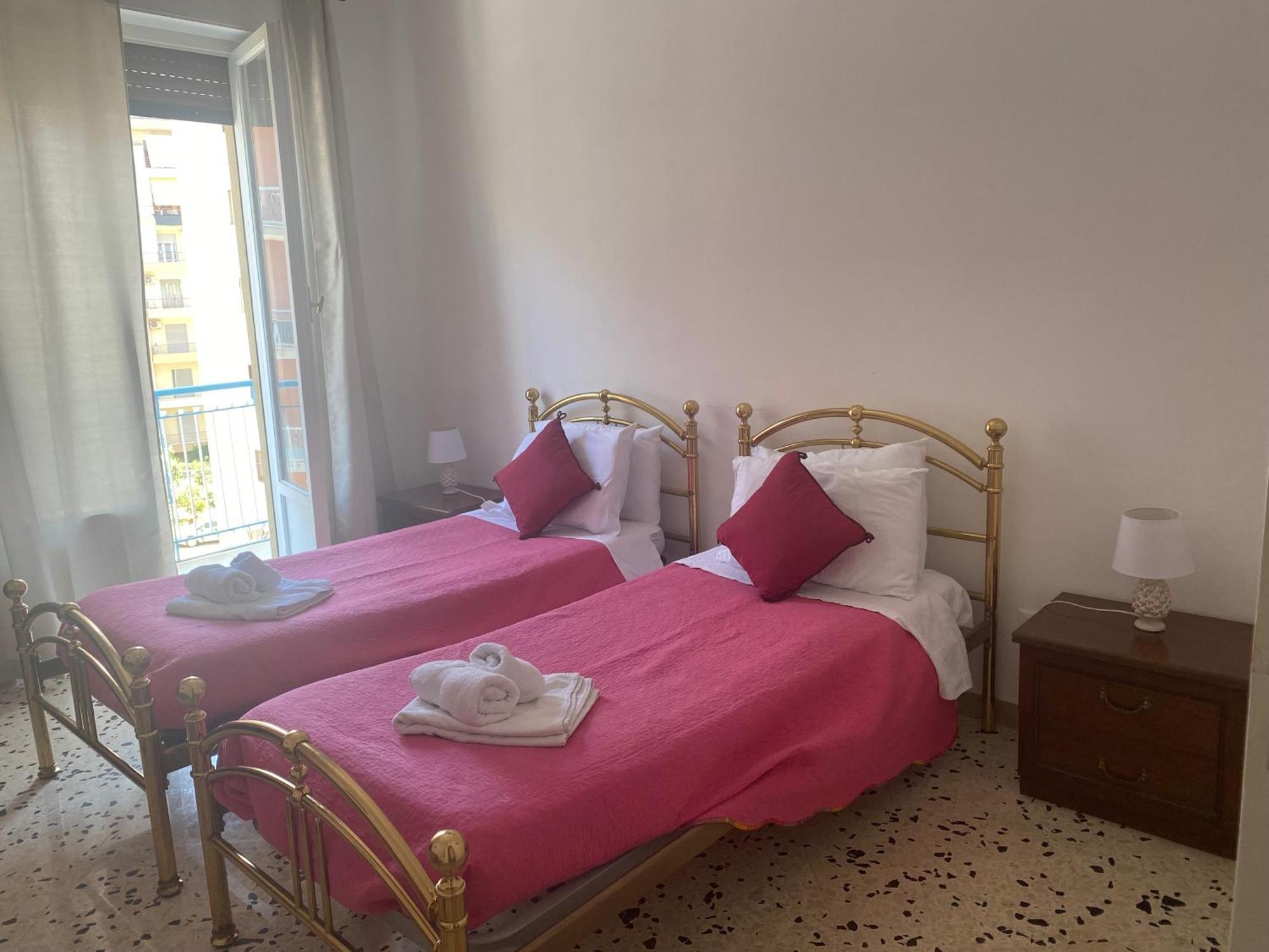 Serradifalco Cozy House Di Enza E Luigi ปาแลร์โม ภายนอก รูปภาพ