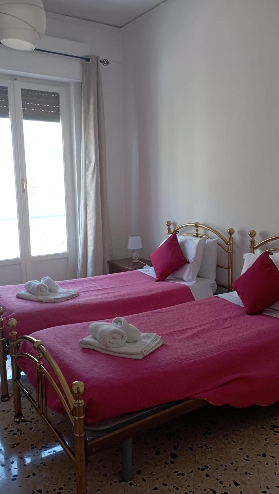 Serradifalco Cozy House Di Enza E Luigi ปาแลร์โม ภายนอก รูปภาพ